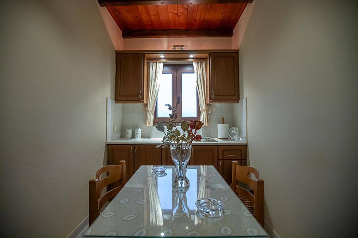 Guesthouse Moucha Экстерьер фото